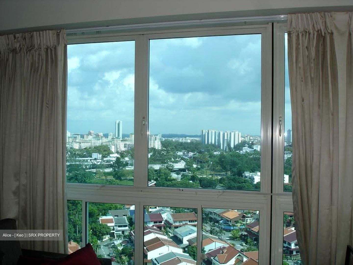 Goldenhill Park Condominium (D20), Condominium #633278931